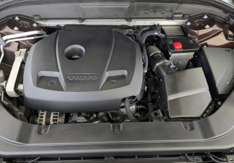 Подержанный автомобиль Volvo XC60 2018 года (12 фото)