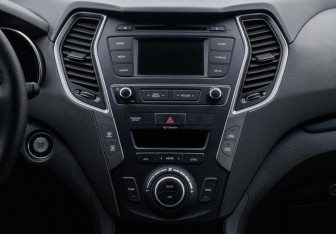 Подержанный автомобиль Hyundai Santa Fe 2016 года (14 фото)