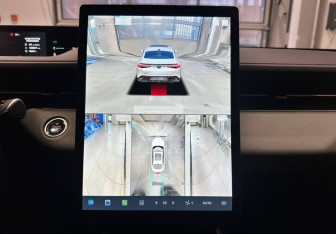 Подержанный автомобиль Changan Lamore 2023 года (18 фото)