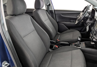 Подержанный автомобиль Kia Rio Hatchback 2021 года (23 фото)