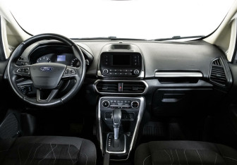 Подержанный автомобиль Ford EcoSport 2018 года (8 фото)