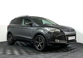 Подержанный автомобиль Ford Kuga 2016 года (3 фото)