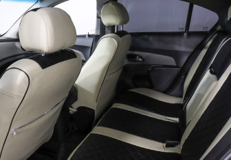 Подержанный автомобиль Chevrolet Cruze Sedan 2014 года (8 фото)