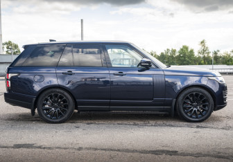 Подержанный автомобиль Land Rover Range Rover 2018 года (4 фото)