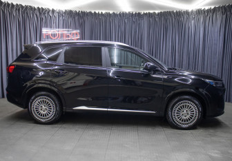 Подержанный автомобиль Evolute i-SPACE 2024 года (4 фото)