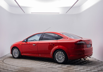 Подержанный автомобиль Ford Mondeo Sedan 2008 года (3 фото)