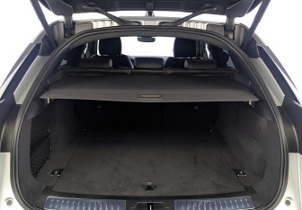 Подержанный автомобиль Land Rover Range Rover Velar 2023 года (10 фото)