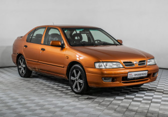 Подержанный автомобиль Nissan Primera Sedan 1996 года (3 фото)