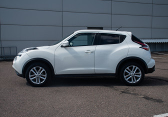 Подержанный автомобиль Nissan Juke 2014 года (8 фото)