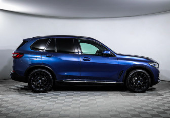Подержанный автомобиль BMW X5 2020 года (4 фото)
