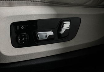 Подержанный автомобиль BMW X6 2019 года (17 фото)