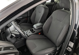 Подержанный автомобиль Ford Focus Hatchback 2014 года (11 фото)