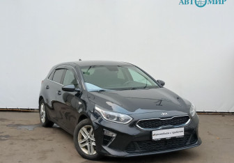 Подержанный автомобиль Kia Ceed Hatchback 2018 года (3 фото)