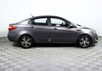 Подержанный автомобиль Kia Rio Sedan 2012 года (4 фото)