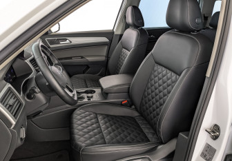 Подержанный автомобиль Volkswagen Teramont 2023 года (20 фото)