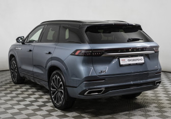 Подержанный автомобиль Jaecoo J8 2024 года (7 фото)