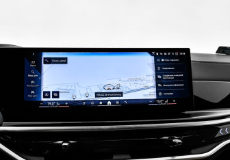 Подержанный автомобиль BMW X5 2024 года (25 фото)