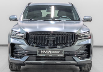 Подержанный автомобиль Geely Monjaro 2024 года (2 фото)