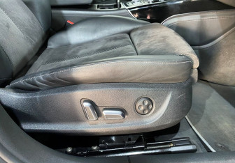 Подержанный автомобиль Audi A6 Sedan 2015 года (18 фото)