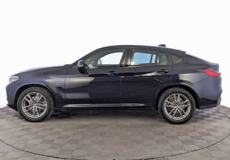 Подержанный автомобиль BMW X4 2021 года (8 фото)