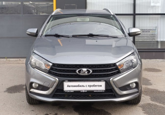 Подержанный автомобиль LADA (ВАЗ) Vesta Wagon 2020 года (2 фото)