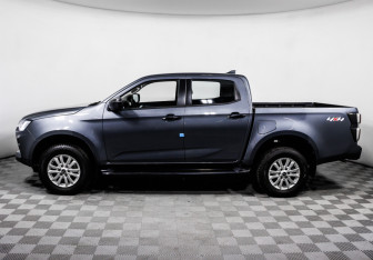 Новый Isuzu D-Max 2025 (8 фото)