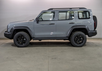 Новый Tank 300 2025 (3 фото)