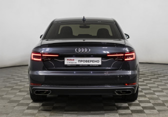 Подержанный автомобиль Audi A4 Sedan 2019 года (6 фото)