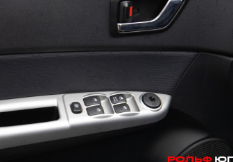 Подержанный автомобиль Hyundai Getz 2010 года (15 фото)