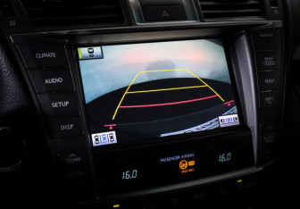 Подержанный автомобиль Lexus LS 2010 года (21 фото)