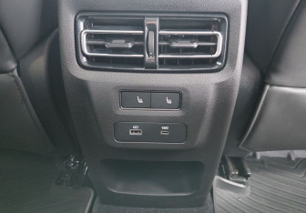 Подержанный автомобиль Jetour X70 2024 года (18 фото)