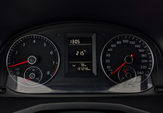 Подержанный автомобиль Volkswagen Caddy Compactvan 2020 года (16 фото)