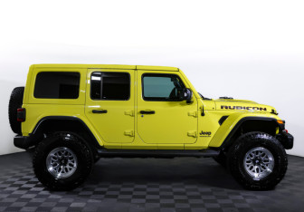 Подержанный автомобиль Jeep Wrangler 2023 года (4 фото)