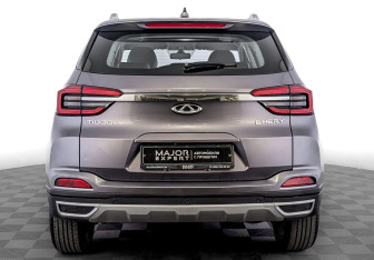 Подержанный автомобиль Chery Tiggo 4 2022 года (6 фото)