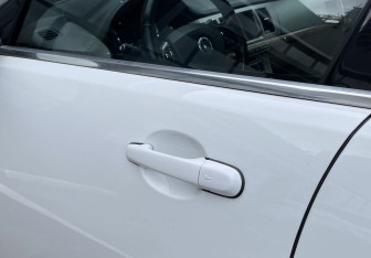 Подержанный автомобиль Jaguar XF Sedan 2013 года (17 фото)