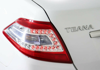 Подержанный автомобиль Nissan Teana 2013 года (8 фото)