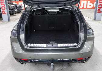 Подержанный автомобиль Peugeot 508 Wagon 2019 года (10 фото)