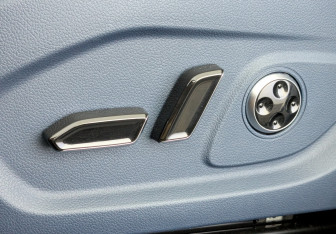 Подержанный автомобиль Voyah Free 2025 года (20 фото)