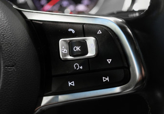 Подержанный автомобиль Volkswagen Arteon 2018 года (17 фото)