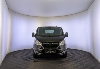 Подержанный автомобиль Ford Tourneo Connect Compactvan 2021 года (2 фото)