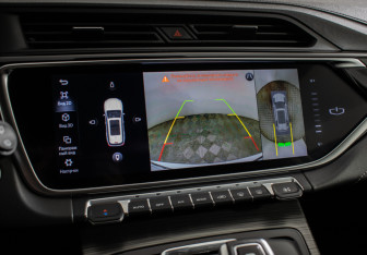 Подержанный автомобиль Geely Atlas Pro 2023 года (13 фото)