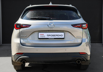 Подержанный автомобиль Mazda CX-5 2024 года (5 фото)