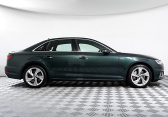 Подержанный автомобиль Audi A4 Sedan 2019 года (4 фото)