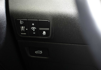 Подержанный автомобиль Kia K5 2020 года (19 фото)