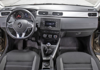 Подержанный автомобиль Renault Arkana 2021 года (14 фото)