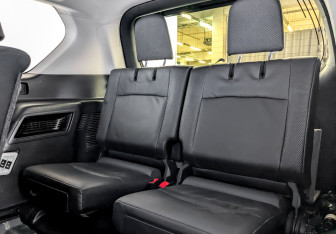 Подержанный автомобиль Toyota Land Cruiser Prado 2021 года (13 фото)