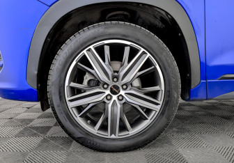 Подержанный автомобиль Exeed LX 2021 года (18 фото)