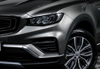 Подержанный автомобиль Geely Atlas Pro 2022 года (8 фото)