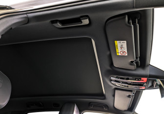 Подержанный автомобиль Porsche Cayenne 2019 года (23 фото)