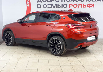 Подержанный автомобиль BMW X2 2020 года (6 фото)